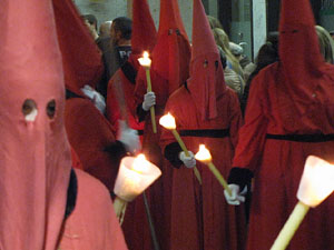 Setmana Santa 2014 a Girona. Process&oacute; del Sant Enterrament