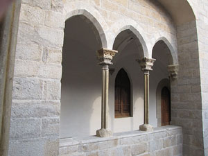 Monestir de Sant Daniel. El claustre g&ograve;tic