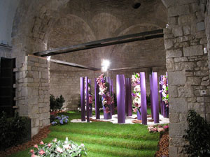 Girona Temps de Flors 2014. Capella de Sant Nicolau, Casa D&iacute;az-Tarrag&oacute; i Jard&iacute; de l'&Agrave;ngel