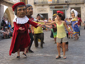 Und&agrave;rius, festival d'estiu de Girona de cultura popular i tradicional