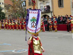 75&egrave; aniversari Associaci&oacute; de Jes&uacute;s Crucificat - Manaies de Girona. Vexillatio Gerundensis. Desfilada de 781 manaies pels carrers de Girona