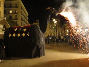 Fires de Girona 2014. Presentaci&oacute; de la Mula Baba amb la Girona Marxing Band