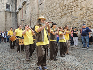 Fires 2014 a Girona. Passejada pel Barri Vell amb els capgrossos de Girona