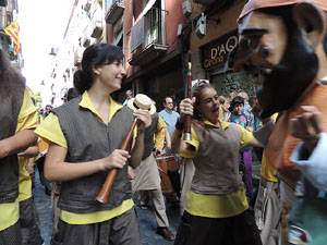 Fires 2014 a Girona. Passejada pel Barri Vell amb els capgrossos de Girona