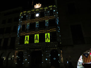 Girona10. Mapping a la fa&ccedil;ana de l'Ajuntament