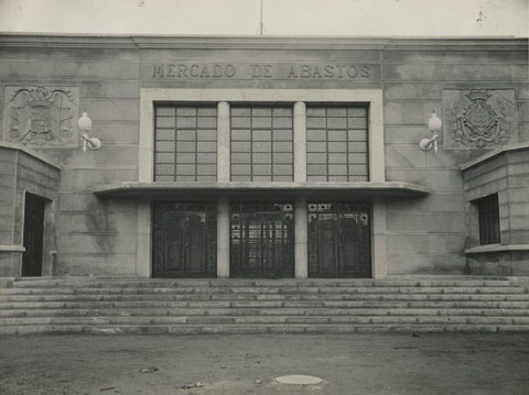 Fa&ccedil;ana del Mercat del Lle&oacute;. 1945-1950