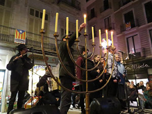 Nadal 2014 a Girona. Encesa de les llums de Hanukk&agrave;