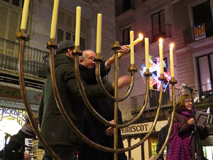 Nadal 2014 a Girona. Encesa de les llums de Hanukk&agrave;