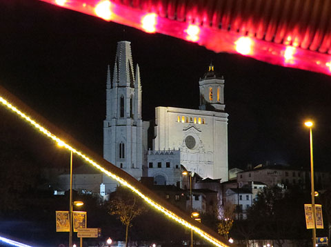 Detall de la decoraci&oacute; Mirra a la rotonda de La Copa