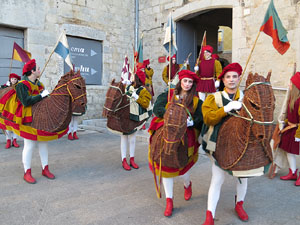 La Cavalcada de Reis 2015. La precavalcada pels carrers de Girona