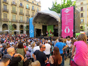 Festival A Capella 2015. Les Anxovetes a la pla&ccedil;a de la Independ&egrave;ncia