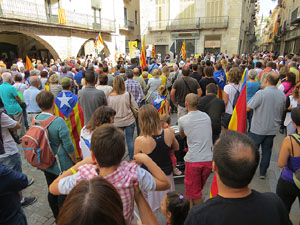 Diada Nacional 2015. Concentraci&oacute; a la pla&ccedil;a del Vi