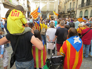 Diada Nacional 2015. Concentraci&oacute; a la pla&ccedil;a del Vi