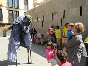 Festes de Primavera de Girona 2015. Cercavila amb el Tarl&agrave;