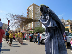 Festes de Primavera de Girona 2015. Cercavila amb el Tarl&agrave;