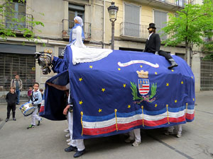 Festes de Primavera de Girona 2015. Presentaci&oacute; de la Mula Baba