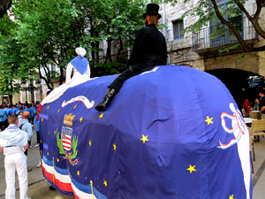 Festes de Primavera de Girona 2015. Presentaci&oacute; de la Mula Baba