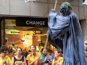 Festes de Primavera de Girona 2015. Penjada del Tarl&agrave;