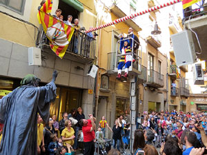 Festes de Primavera de Girona 2015. Penjada del Tarl&agrave;