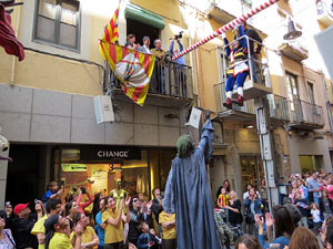 Festes de Primavera de Girona 2015. Penjada del Tarl&agrave;