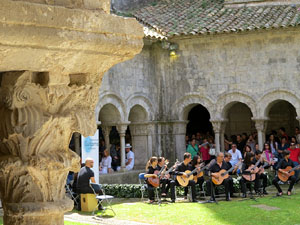 Festival de Guitarra de Girona 2015. Acords Joves al claustre de la Catedral