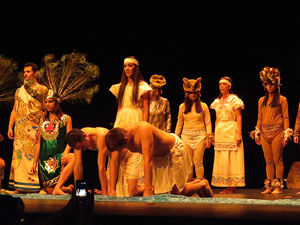 FITAG 2015. Espectacle Maz&aacute;tzin, el hombre venado, de la Cia. Centro Cultural Jalil Gibran, M&egrave;xic, i el Col&middot;lectiu Actoral de Girona