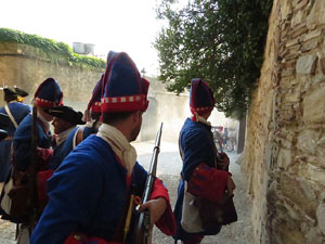 Girona resisteix! Jornades de recreaci&oacute; hist&ograve;rica de la Guerra de Successi&oacute;. Combat al carrer Rocabert&iacute;