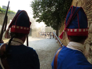 Girona resisteix! Jornades de recreaci&oacute; hist&ograve;rica de la Guerra de Successi&oacute;. Combat al carrer Rocabert&iacute;