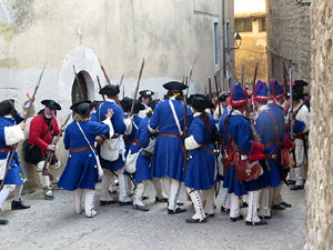 Girona resisteix! Jornades de recreaci&oacute; hist&ograve;rica de la Guerra de Successi&oacute;. Combat al carrer Rocabert&iacute;