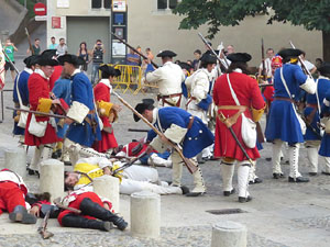 Girona resisteix! Jornades de recreaci&oacute; hist&ograve;rica de la Guerra de Successi&oacute;. Combat final a la pla&ccedil;a de Sant Dom&egrave;nec