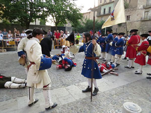 Girona resisteix! Jornades de recreaci&oacute; hist&ograve;rica de la Guerra de Successi&oacute;. Combat final a la pla&ccedil;a de Sant Dom&egrave;nec