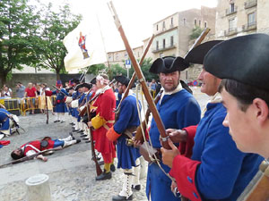 Girona resisteix! Jornades de recreaci&oacute; hist&ograve;rica de la Guerra de Successi&oacute;. Combat final a la pla&ccedil;a de Sant Dom&egrave;nec