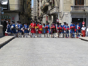 Girona resisteix! Jornades de recreaci&oacute; hist&ograve;rica de la Guerra de Successi&oacute;. Escaramussa al Pont de Pedra
