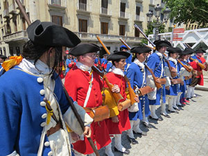 Girona resisteix! Jornades de recreaci&oacute; hist&ograve;rica de la Guerra de Successi&oacute;. Escaramussa al Pont de Pedra