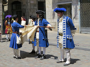 Girona resisteix! Jornades de recreaci&oacute; hist&ograve;rica de la Guerra de Successi&oacute;. Presentaci&oacute; dels grups i jura de bandera
