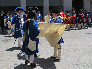 Girona resisteix! Jornades de recreaci&oacute; hist&ograve;rica de la Guerra de Successi&oacute;. Presentaci&oacute; dels grups i jura de bandera
