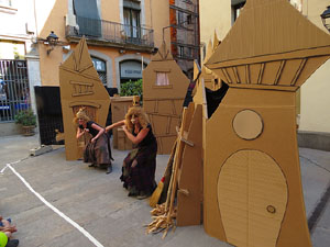 Festival inund'ART 2015. El carrer&oacute; de les bruixes