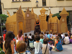 Festival inund'ART 2015. El carrer&oacute; de les bruixes
