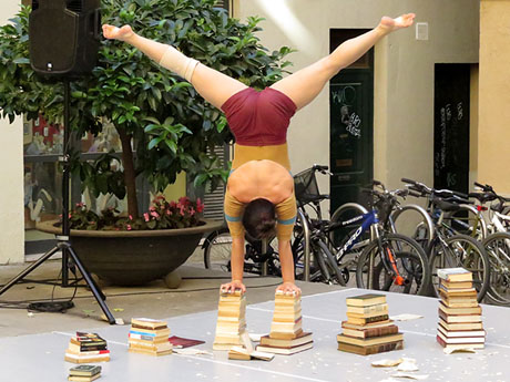 Festival inund'ART 2015 - Espectacle Irakurriz