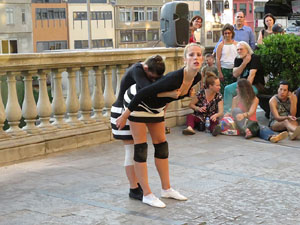 Festival inund'ART 2015. Col&middot;lectiu Les Twins