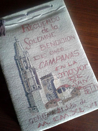 Record de la benedicci&oacute; de les cinc campanes actuals, el 1946