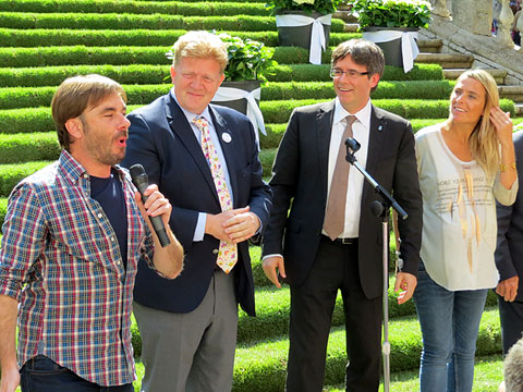 Quim Masferrer, l'alcalde de Girona i la regidora de Turisme i Comer&ccedil;, amb un representant de la ciutat de Gant