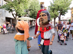 Und&agrave;rius, festival d'estiu de Girona de cultura popular i tradicional. Cercavila de Fal&middot;lera Gironina