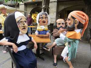 Und&agrave;rius, festival d'estiu de Girona de cultura popular i tradicional. Cercavila de Fal&middot;lera Gironina
