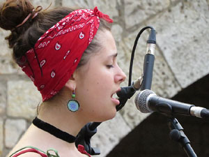 Und&agrave;rius, festival d'estiu de Girona de cultura popular i tradicional. Activitats musicals