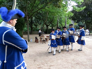 Und&agrave;rius, festival d'estiu de Girona de cultura popular i tradicional. Campament de la Guerra de Successi&oacute; als Jardins del doctor Figueras