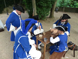Und&agrave;rius, festival d'estiu de Girona de cultura popular i tradicional. Campament de la Guerra de Successi&oacute; als Jardins del doctor Figueras
