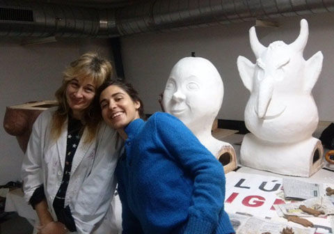 Els gegants na G&egrave;nia i en Vicen&ccedil; al taller