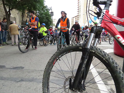 Preparant la sortida de la pla&ccedil;a Catalunya