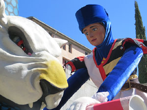 Festes de Primavera de Girona 2016. Penjada del Tarl&agrave;. La cercavila